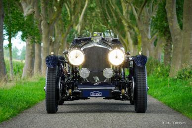 Bentley ‘Old Number One’ by Racing Green Engineering, 1948