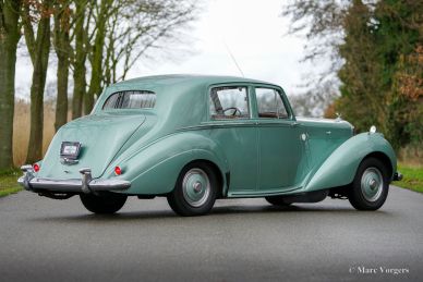 Bentley R-type, 1953