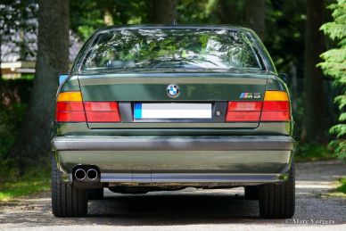 BMW M5, 1989