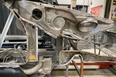 Porsche 911 2.0 SWB 1968 body restoration