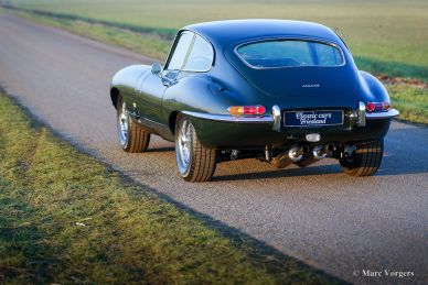 Jaguar E-type 3.8 Litre FHC, 1963