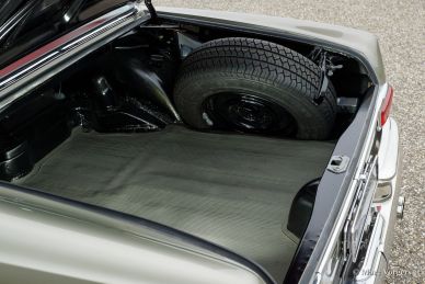 Mercedes-Benz 250 SE coupe, 1966