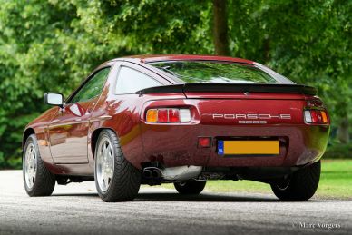 Porsche 928 S, 1984