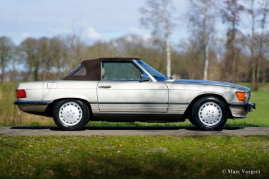 Mercedes-Benz 560 SL, 1988