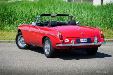 MG MGB roadster, 1963