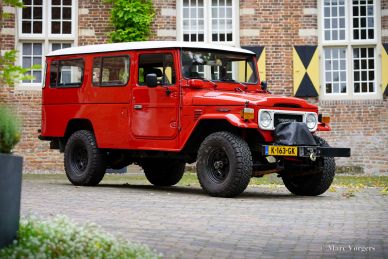 Toyota Land Cruiser FJ45 Hardtop, 1980