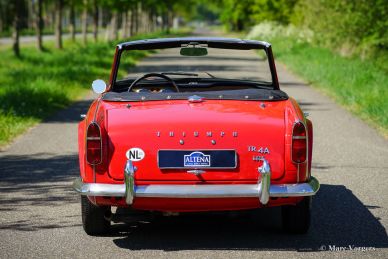 Triumph TR 4A IRS, 1966