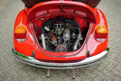 Volkswagen “Beetle” 1302 LS Convertible / Cabriolet, 1971