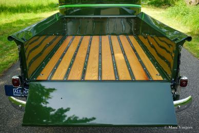 Chevrolet pick-up truck, 1946