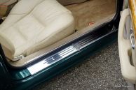 MG RV8 1995