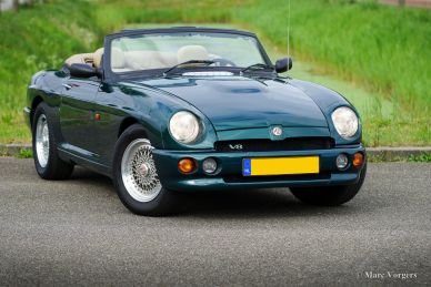 MG RV8 1995