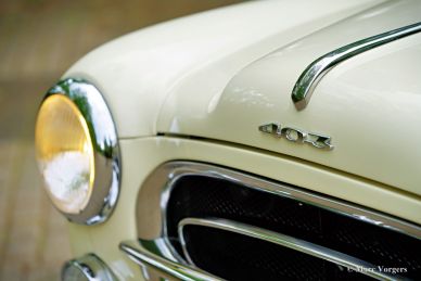 Peugeot 403 Cabriolet restoration