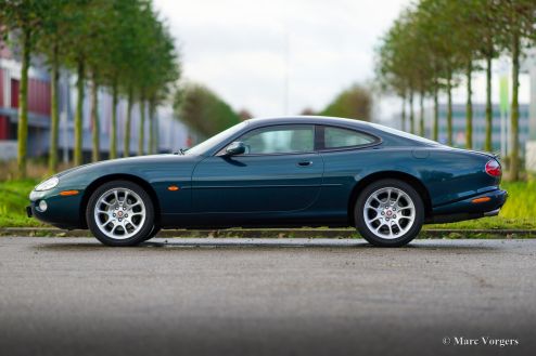 Jaguar XKR, 2002