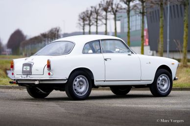 Alfa Romeo Giulia 1600 Sprint, 1963