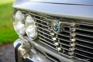 Alfa Romeo Giulia 2000 GTV, 1974