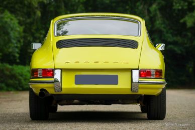 Porsche 911 2.0 SWB 1968 body restoration