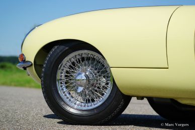 Jaguar E-type 3.8 Litre FHC, 1963