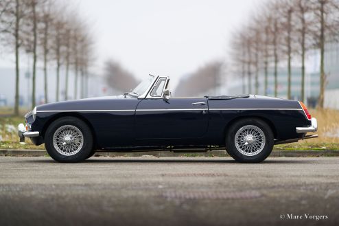 MG MGB roadster, 1965