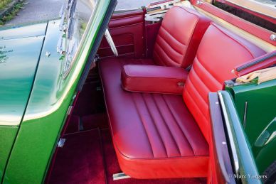 Triumph 1800 Roadster, 1947