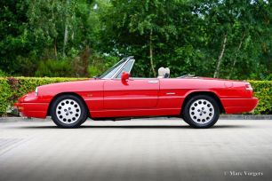 Alfa-Romeo-Spider-Type-4-Rosso-Red-Rouge-Rot-Rood-02.jpg
