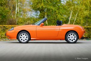 Fiat_Barchetta_Black_Edition_2000_Arancio_Victoria_570_Orange_02.jpg
