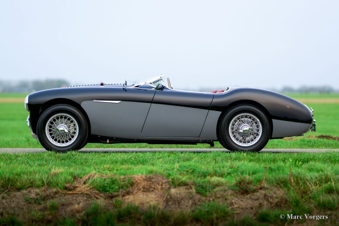 https://www.classicargarage.com/assets/images/4/austin-healey-100-m-bn2-le-mans-1955-black-02-1511966119-523140e4.jpg