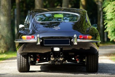 Jaguar E-type 4.2 Litre FHC S1, 1966