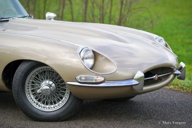 Jaguar E-type 4.2 Litre 2+2 FHC, 1968
