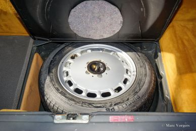 Mercedes-Benz 560 SL, 1988