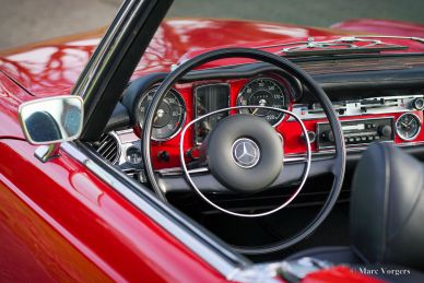 Mercedes-Benz 280 SL, 1971