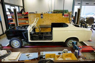 Peugeot 403 Cabriolet restoration