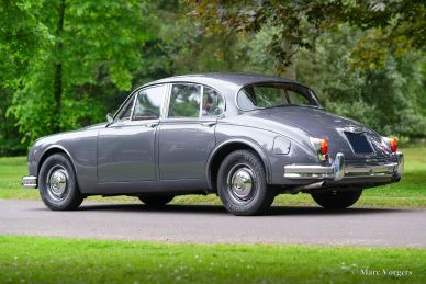 (Jaguar) Daimler 2.5 Litre V8, 1964