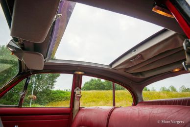 Daimler 250 V8, 1967