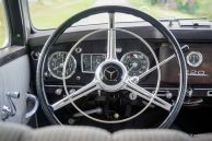 Mercedes-Benz 220 (W187), 1953