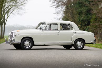 Mercedes-Benz 220 S (W180), 1958