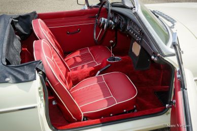 MG MGB roadster, 1966