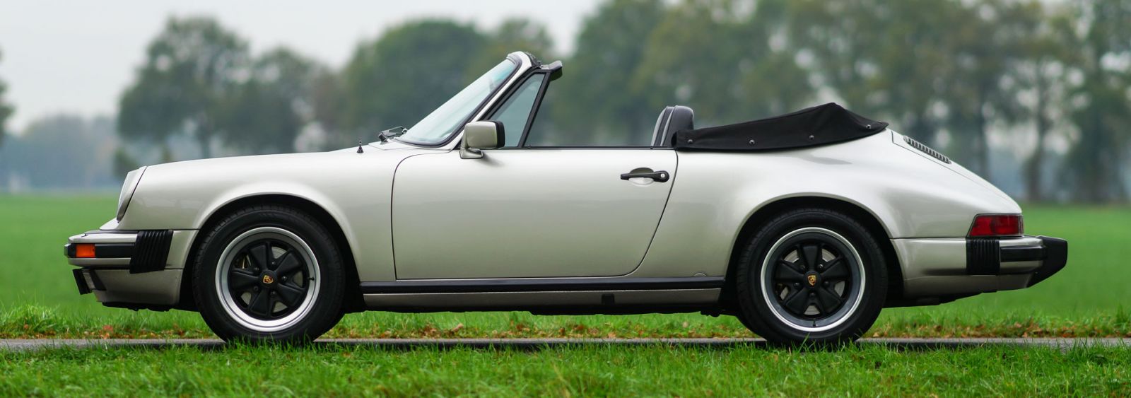 Porsche 911 Carrera 3.2 cabriolet, 1984