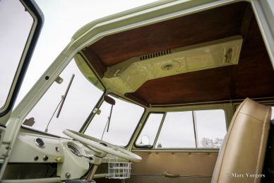 Volkswagen Type 2 T1 Camper, 1964