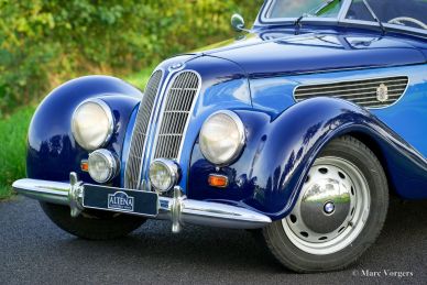 BMW 327/2 Cabriolet, 1952