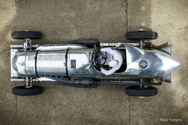 The Spirit of Brooklands – Captured in Colour