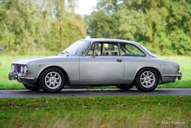 Alfa Romeo Giulia 2000 GTV, 1974