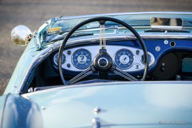 Austin Healey 100/4 BN2, 1956