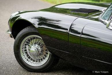 Jaguar E-type V12 FHC 2+2, 1971