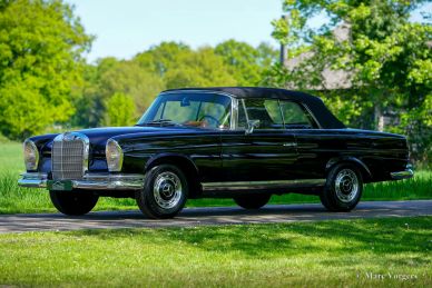 Mercedes-Benz 220 SE (W111) cabriolet, 1963
