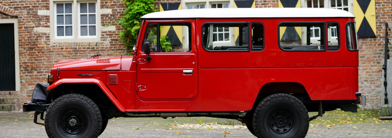 Toyota Land Cruiser FJ45 Hardtop, 1980