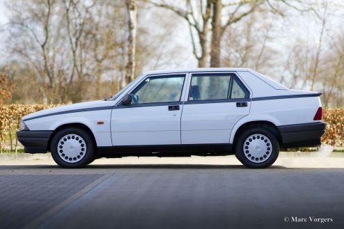 Alfa Romeo 75 1.8 IE, 1990