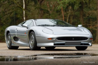 Jaguar XJ220, 1993