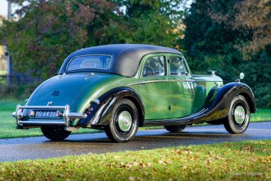 Riley RMF saloon, 1953