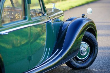 Riley RMF saloon, 1953