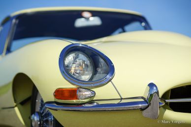Jaguar E-type 3.8 Litre FHC, 1963